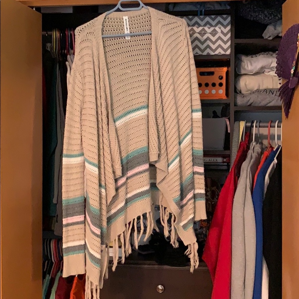 cardigan idk where it’s from